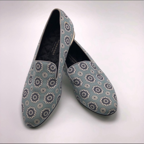NWT. BURBERRY MORMONT PYJAMA FABRIC LOAFER SIZE 7